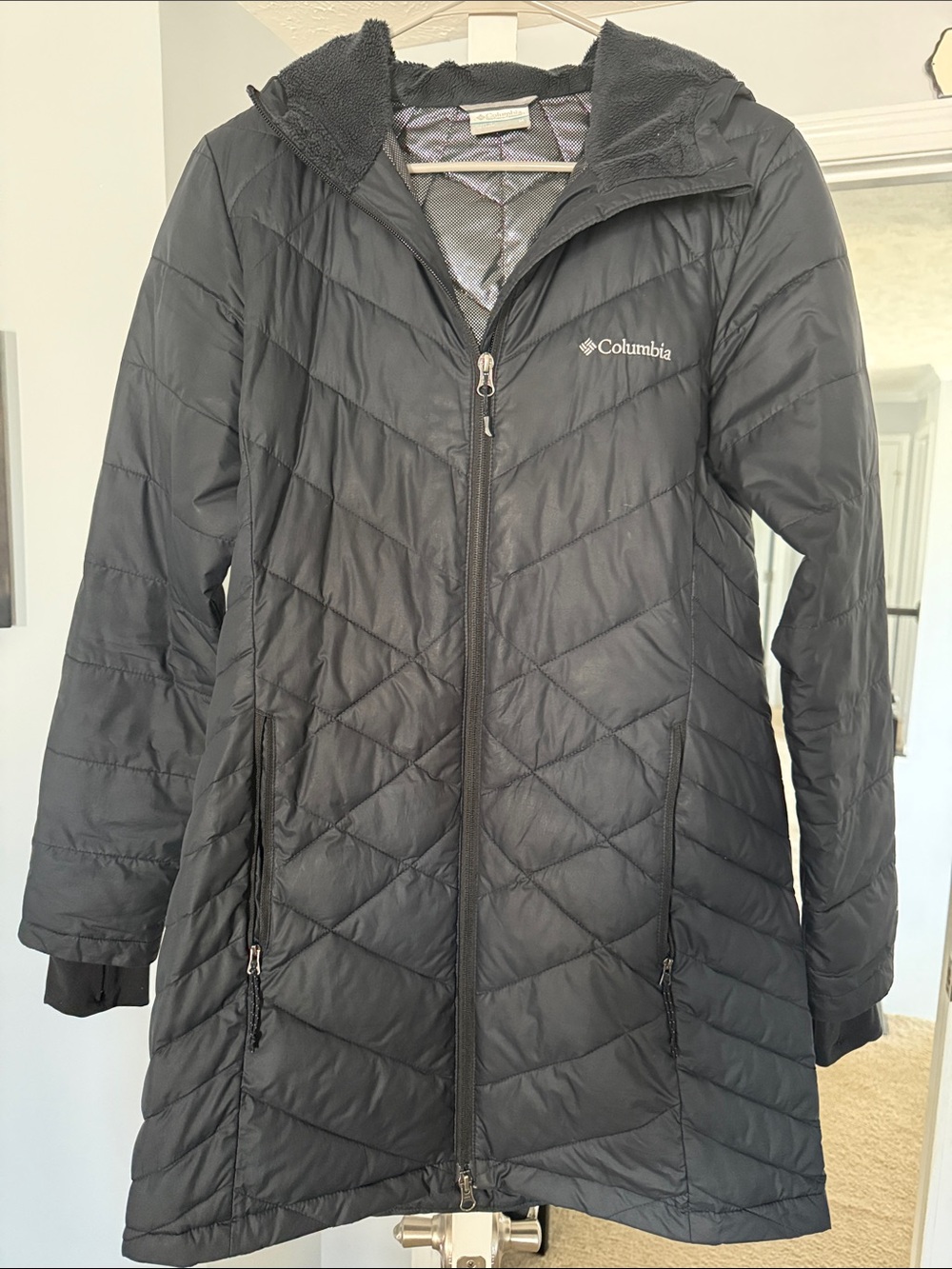Columbia Women's Black Quilted Hooded Puffer Coat